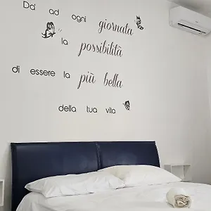 https://apt-good-vibes-house.lecce-hotels.com